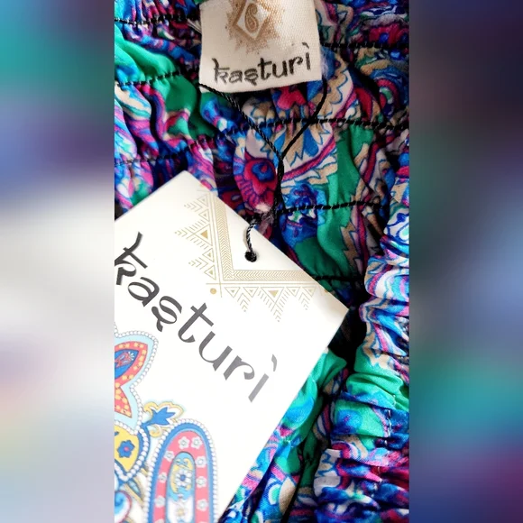 Kasturi Women's Boho Silk Smocked Colorful Paisley Print Maxi Dress Sm/Med NWT - Picture 4 of 7